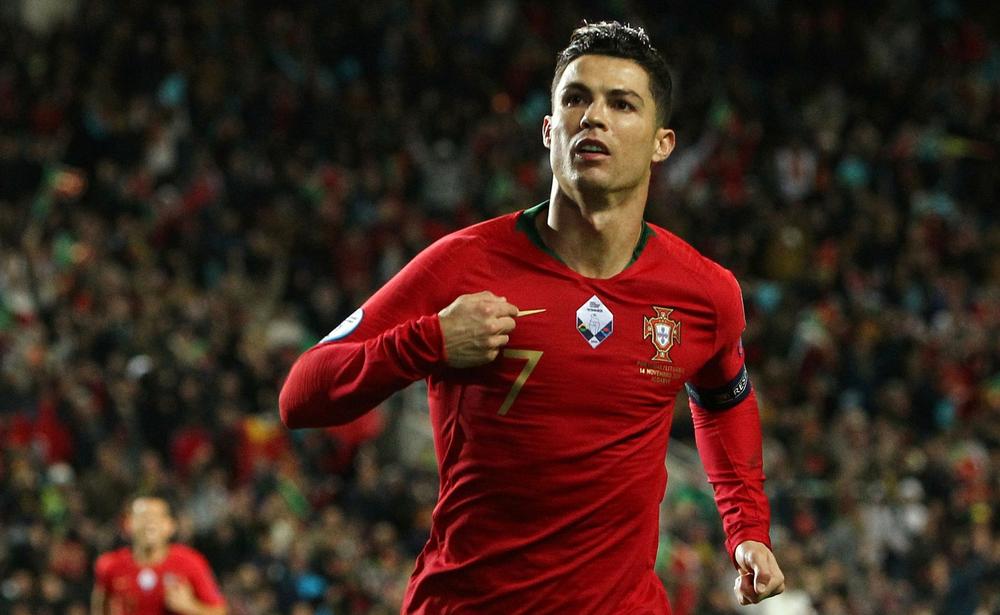 نجح النجم كريستيانو رونالدو لاعب منتخب البرتغال من تسجيل هدف تقدم بلاده في مواجهة فرنسا