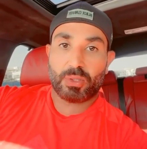 أحمد سعد يعتذر عن طرح أغنية فيلم 200 جنيه بسبب أزمة البوستر
